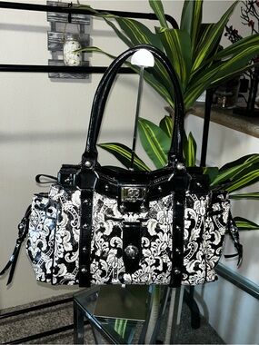Sharif Black &White  Jacquard Handbag